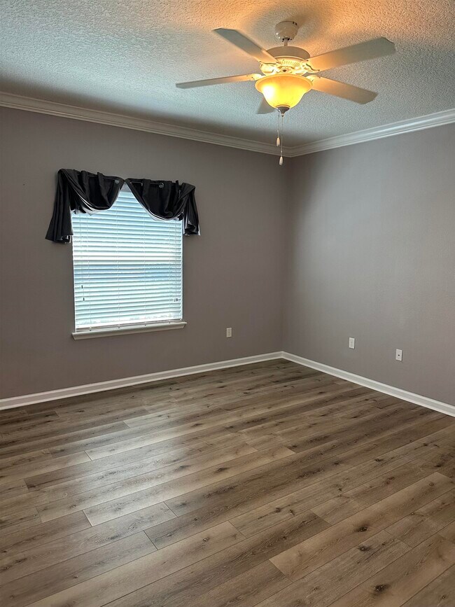 Building Photo - 2585 Las Calinas Blvd