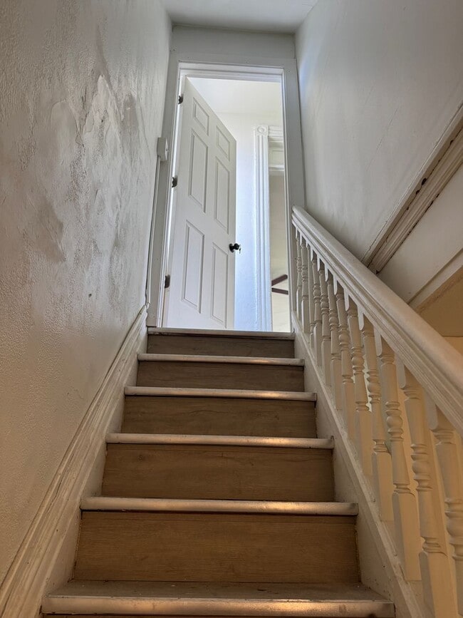 Photo - 540 W 7th Ave Apartment