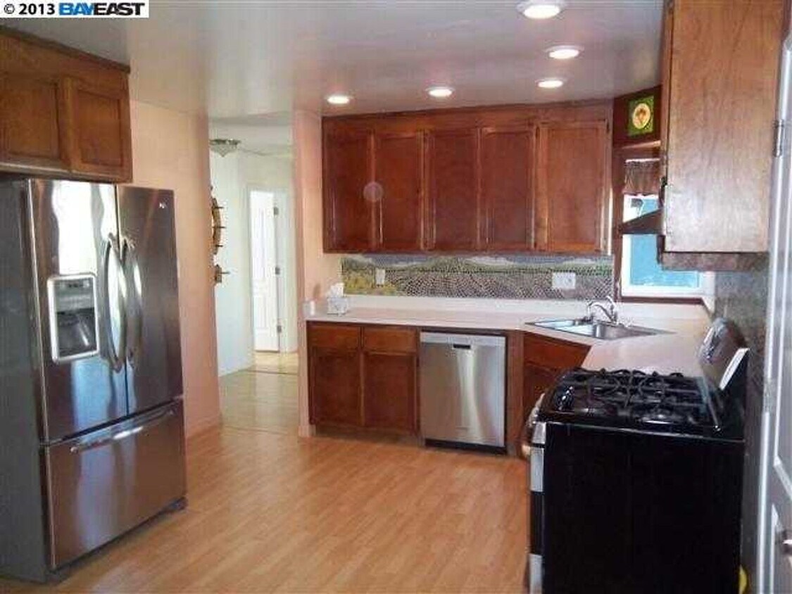 Primary Photo - COMING SOON $3650 / 3 BR - VERY NICE REMOD...