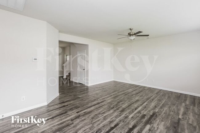 Building Photo - 9605 Hamel St
