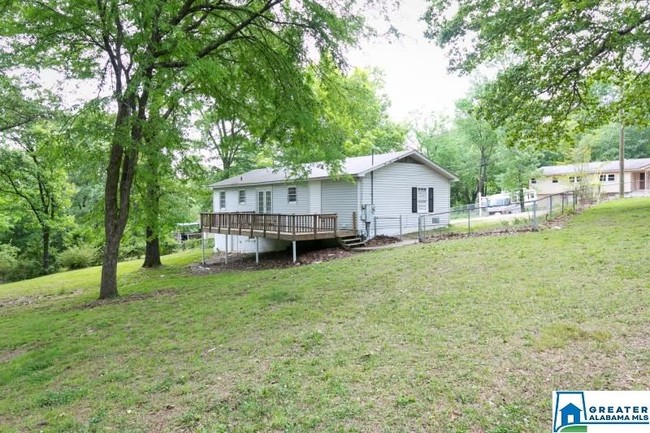 Building Photo - 5843 Walnut Grove Rd