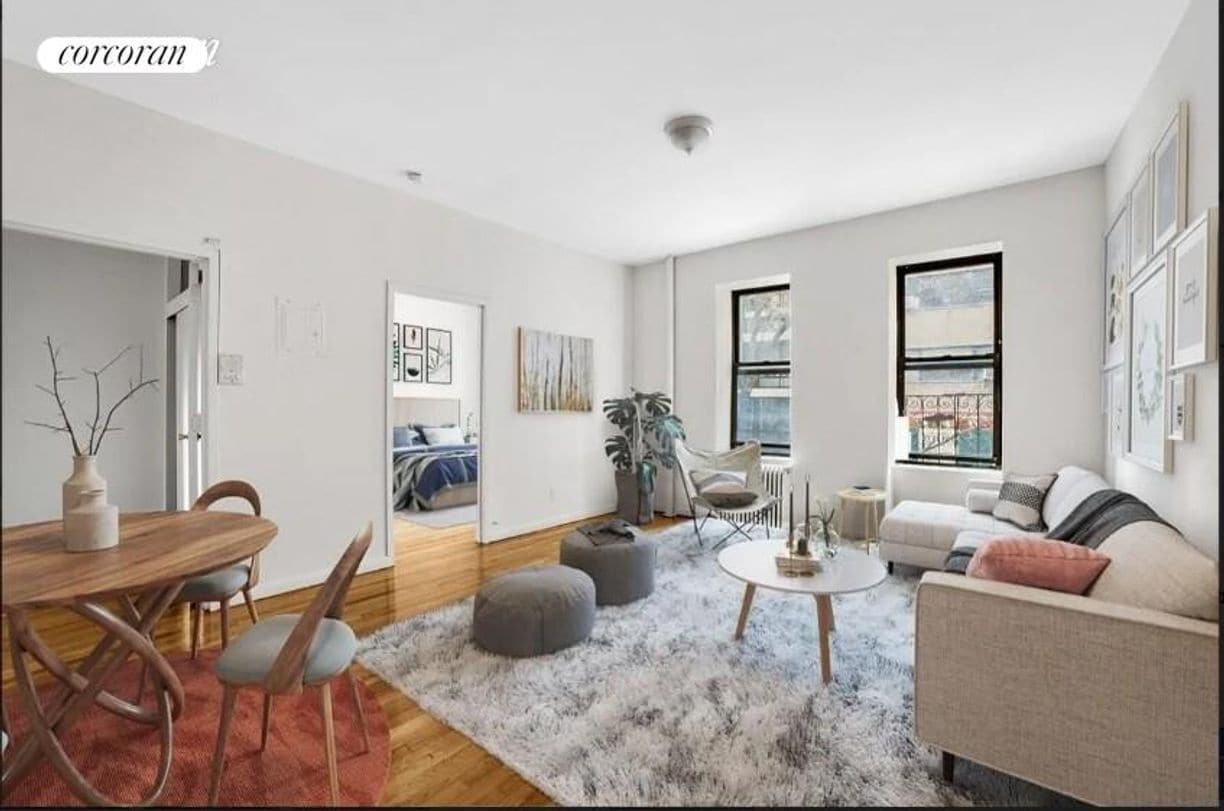 Foto principal - 242 E 50th St