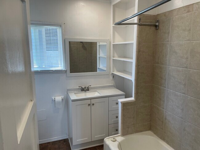 Building Photo - 11707 Hazeldell Dr