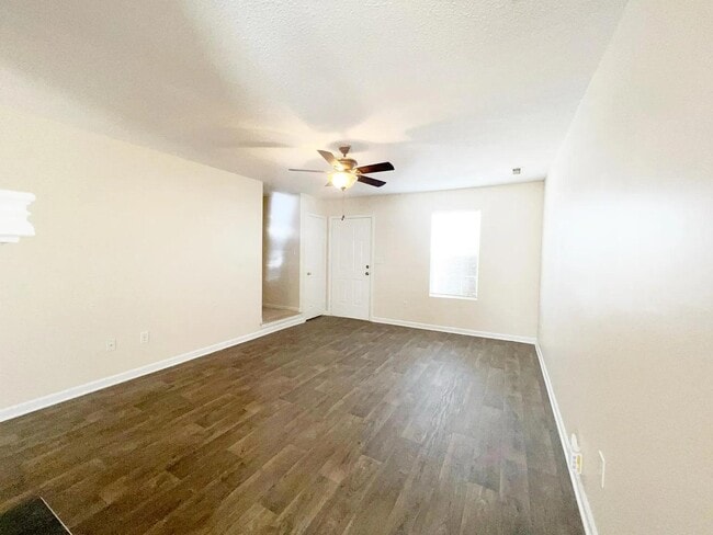 Foto del edificio - 113 Brushy Hollow Ln