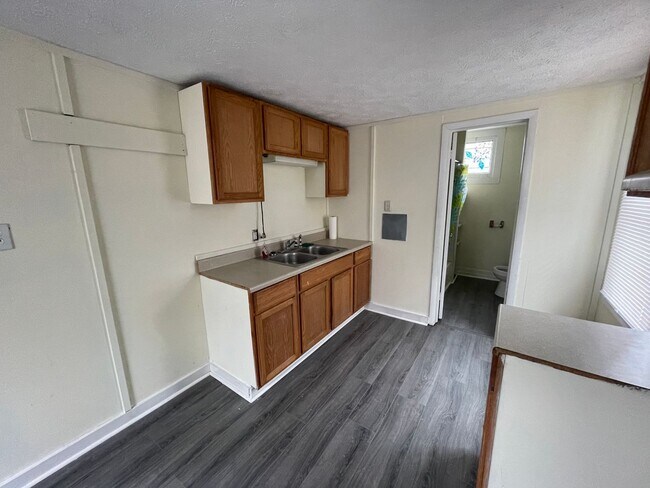 Foto del edificio - 2 Bedroom Home W/ Shed!