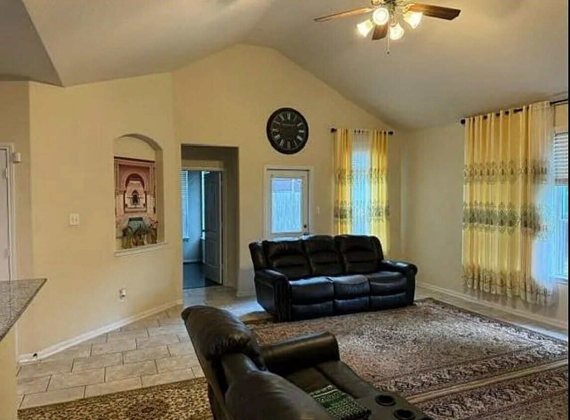 Foto principal - 3407 Coopers Ridge Way