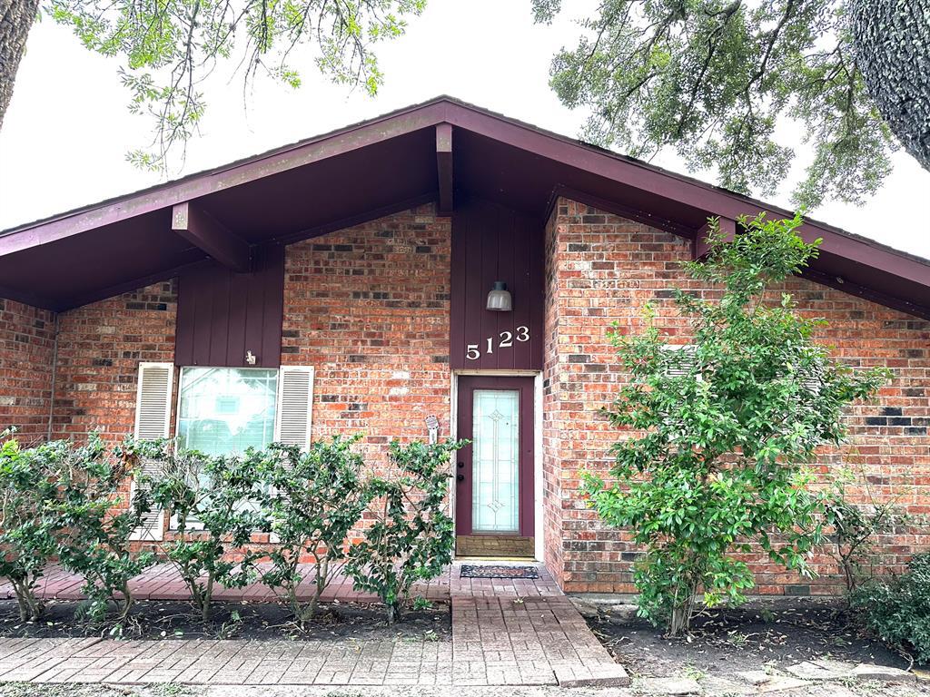 5123 Shady Oaks Ln, Friendswood, TX 77546 House Rental in Friendswood