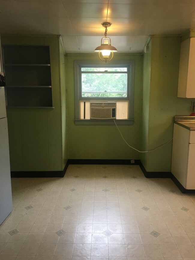 Foto del edificio - 2 bedroom, 1 bath Bungalow - Available Now!