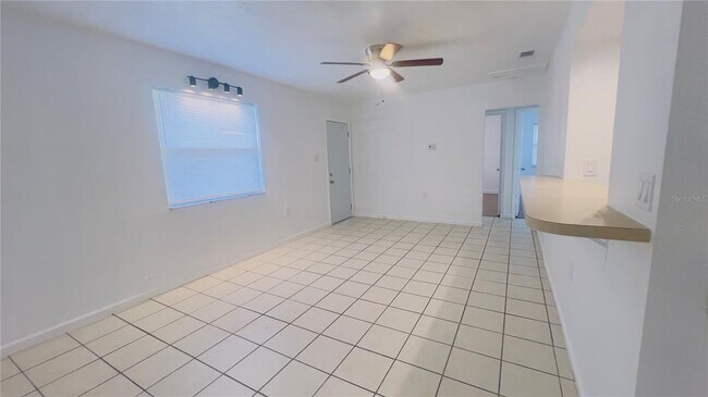 Foto del edificio - 5301 40th St N