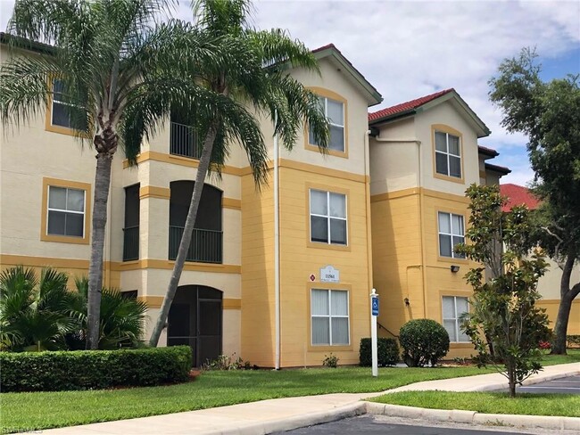 Building Photo - 11530 Villa Grand