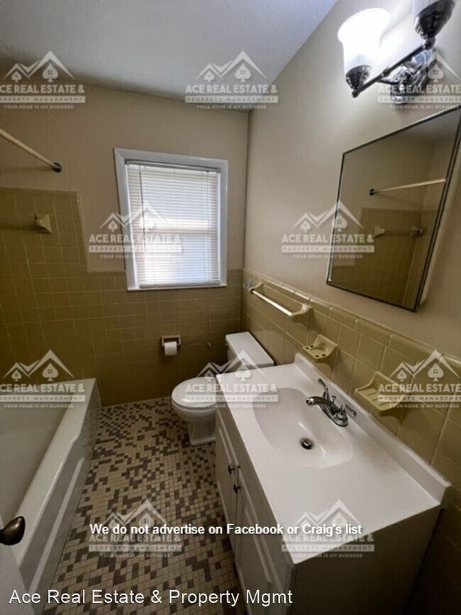 Building Photo - 2 br, 1 bath House - 909 Miller Avenue
