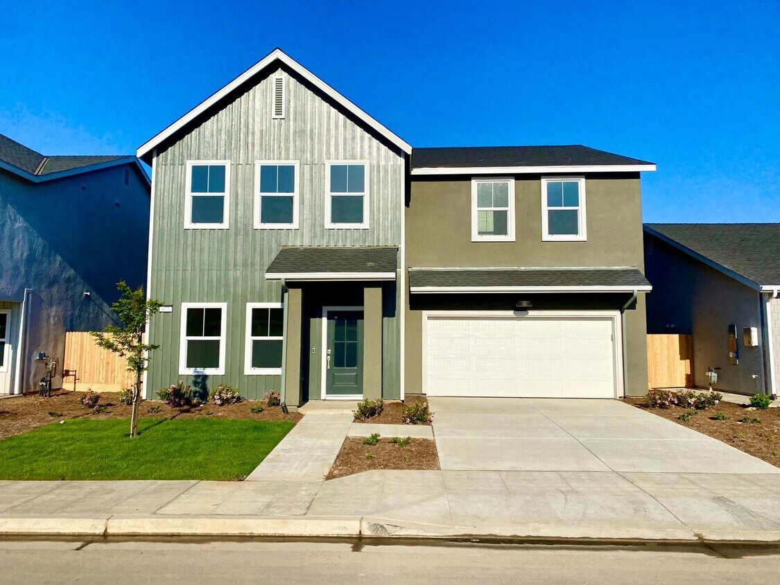 473 S Apricot Ave, Fresno, CA 93727 House Rental in Fresno, CA