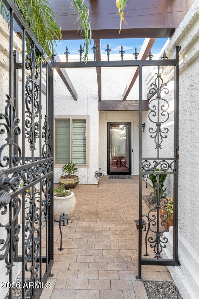 Building Photo - 8151 E Del Joya Dr