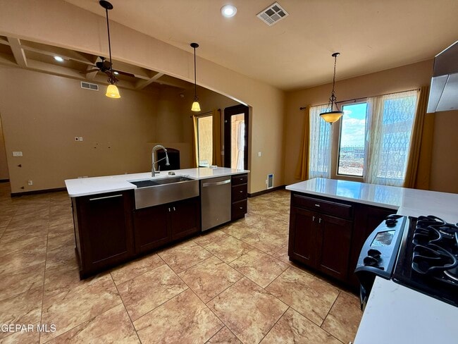 Foto del edificio - 7331 Brays Landing Drive