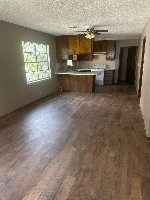 Foto principal - 1312 E Whittaker St