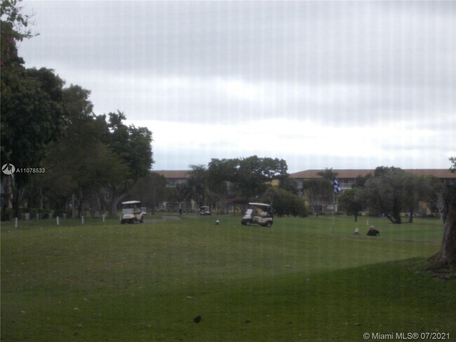 Foto del edificio - 13450 SW 3rd St