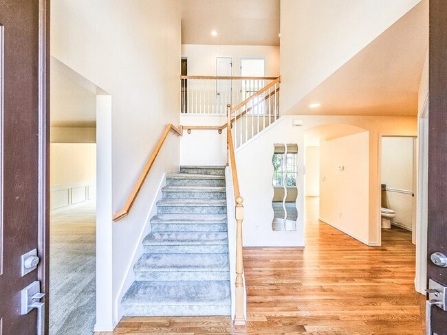 Building Photo - 4424 239th Pl SE