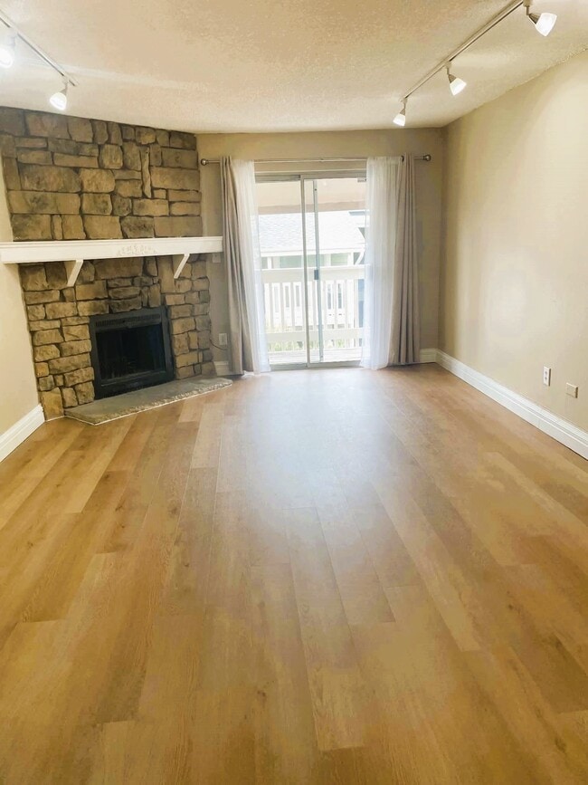 Photo - 4400 S Quebec St Apartment