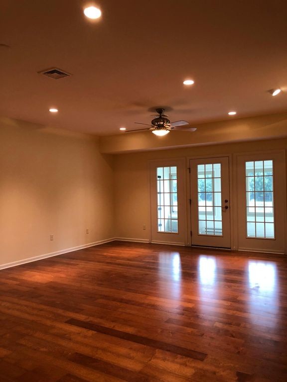 Living Room - 2084 Deer Run Dr