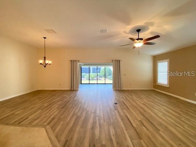 Foto del edificio - 3378 Maplewood Ct