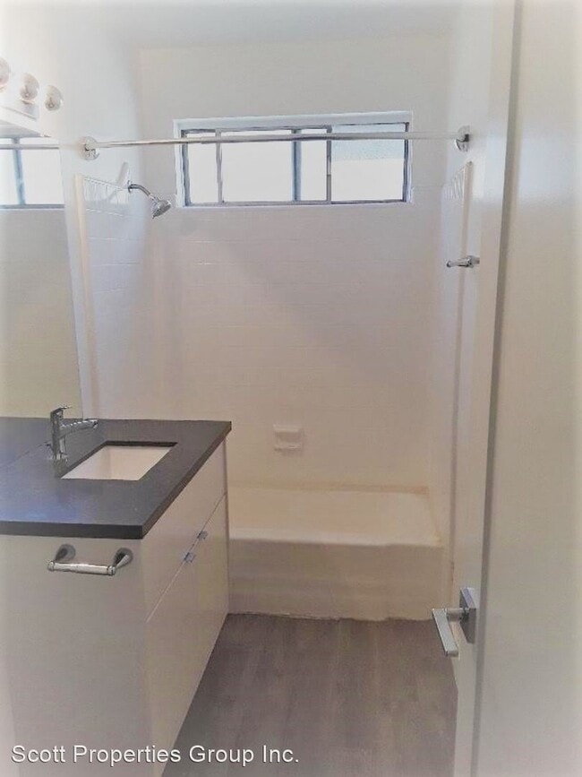 Building Photo - 3536 Hughes Ave