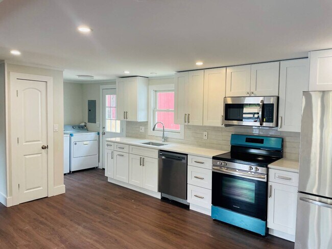 Building Photo - 0 Hegemans Ln