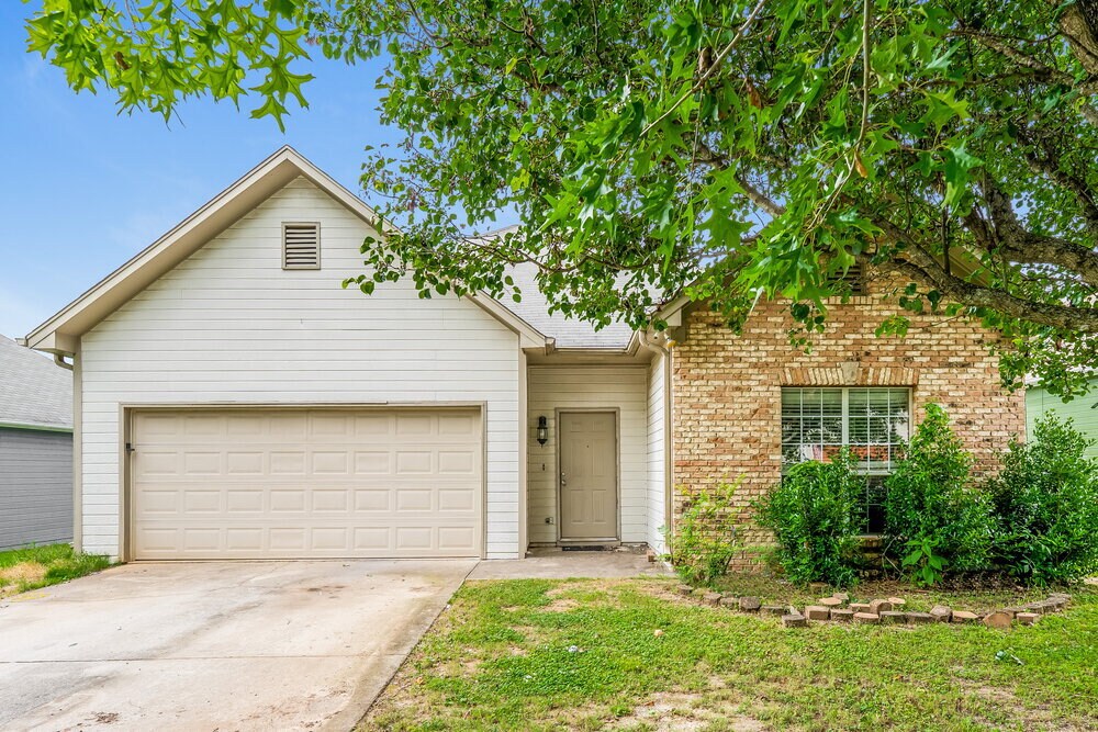 Foto principal - 8584 Dover Dr
