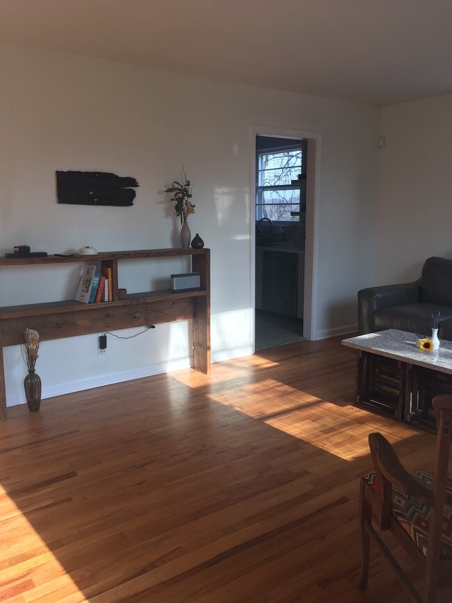 Foto del edificio - 122 Dodge Dr