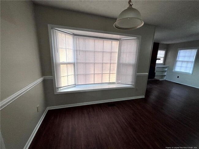 Foto del edificio - 1502 Diplomat Dr