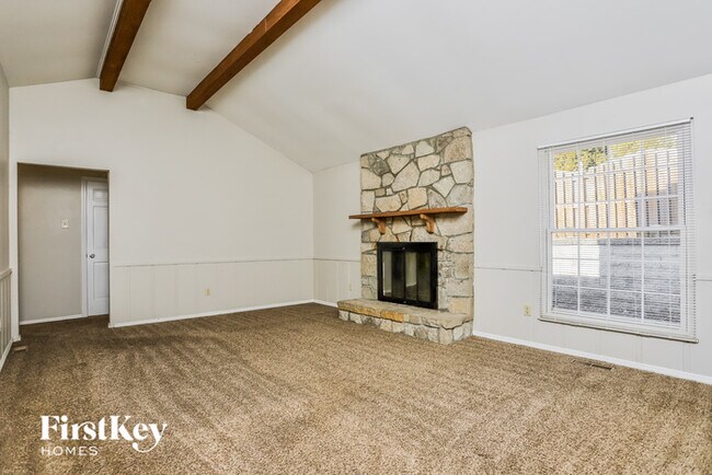Foto del edificio - 4765 Bramble Berry Dr