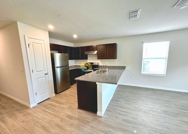 Building Photo - 6426 Sweetbay Ln