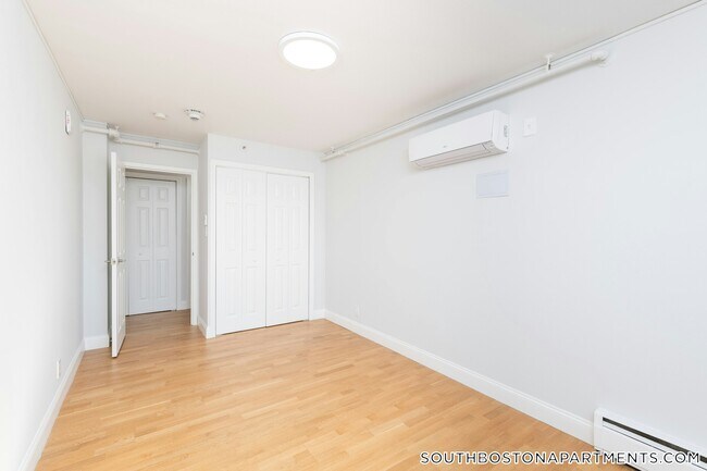 Foto del edificio - 1410 Columbia Rd