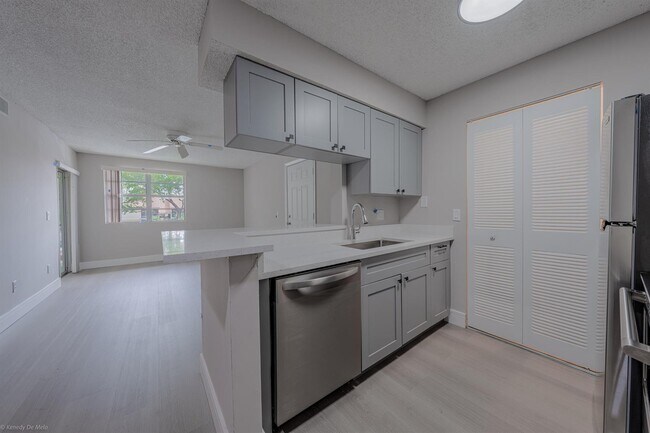 Foto del edificio - 1247 SW 46th Ave