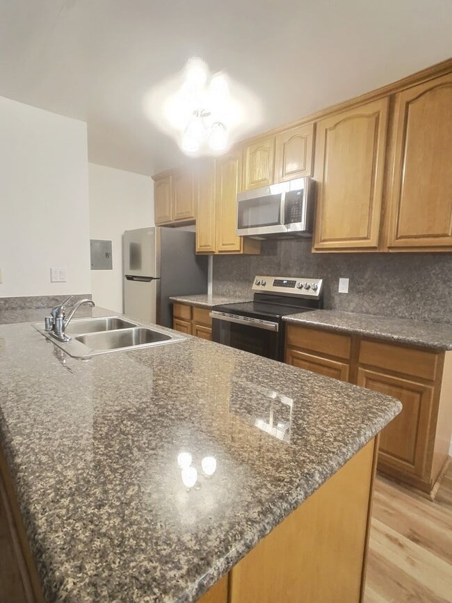 Building Photo - 2 Bedroom in South San Jose Fourplex