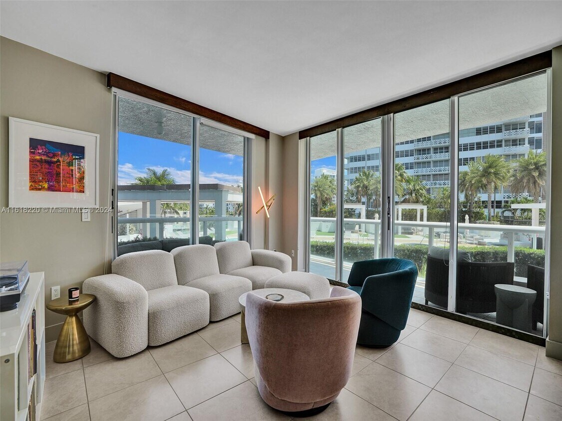 Foto principal - 10 Venetian Way