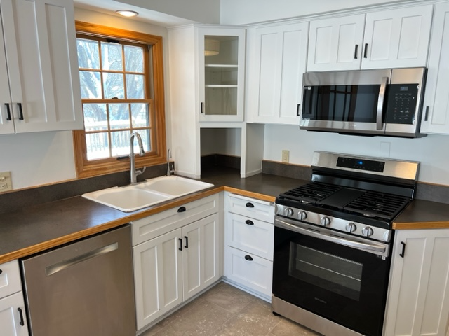 Foto del edificio - 5617 W 68th St