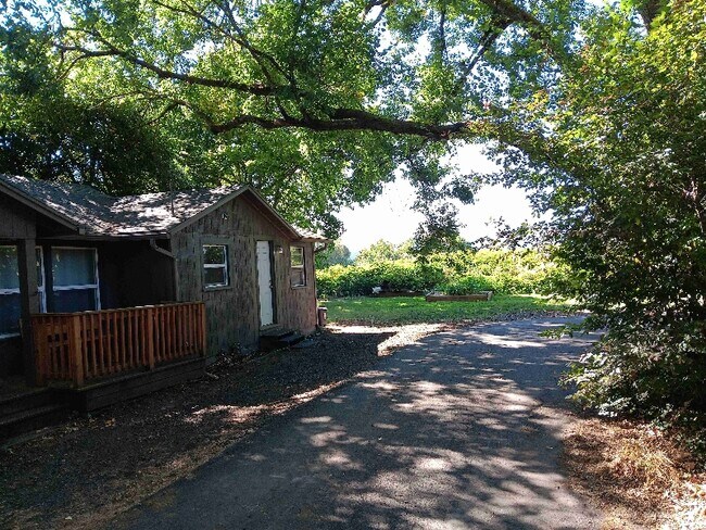 Building Photo - 4264 NE Hwy 20