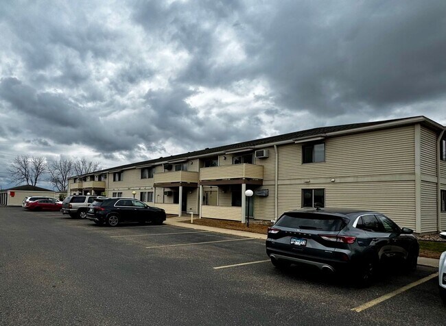 Foto del edificio - No Monthly Pet Rent! NW Rochester Mn Condo 2 bedroom, 1.5 bathrooms, Cats Welcome! No dogs. This ...