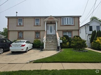 Building Photo - 631 Jennings Ave