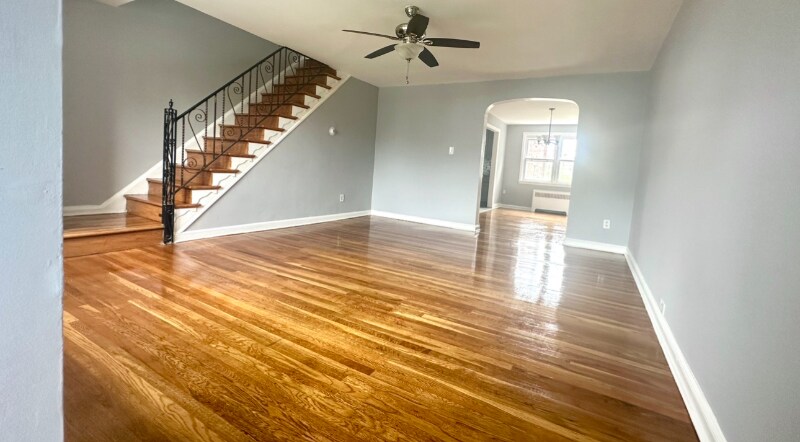 Foto principal - 2440 Cedar Ln