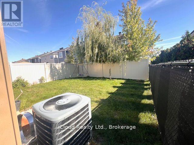 Building Photo - 521 Honeylocust Ave