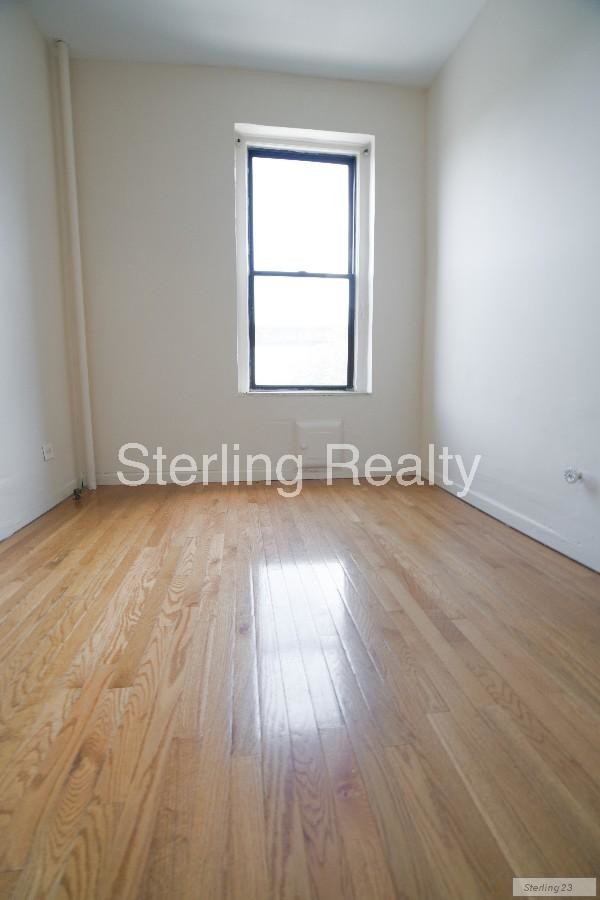Foto del edificio - 2303 28th St