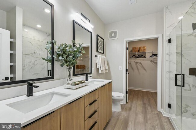 Foto del edificio - 43601 Charitable St