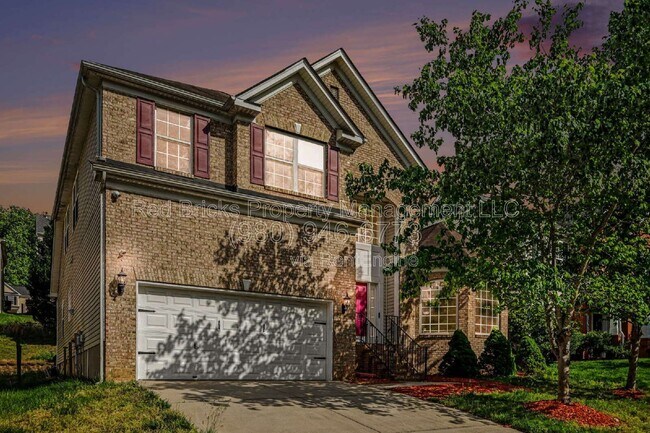 Foto del edificio - 2119 Baggins Ln