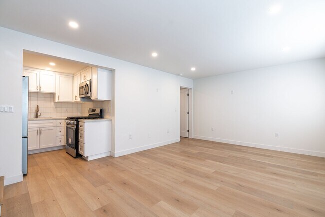 Foto del interior - 4707 N. Figueroa St