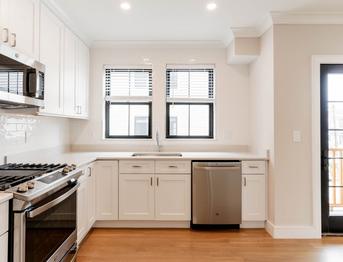 Primary Photo - 278 Lamartine St