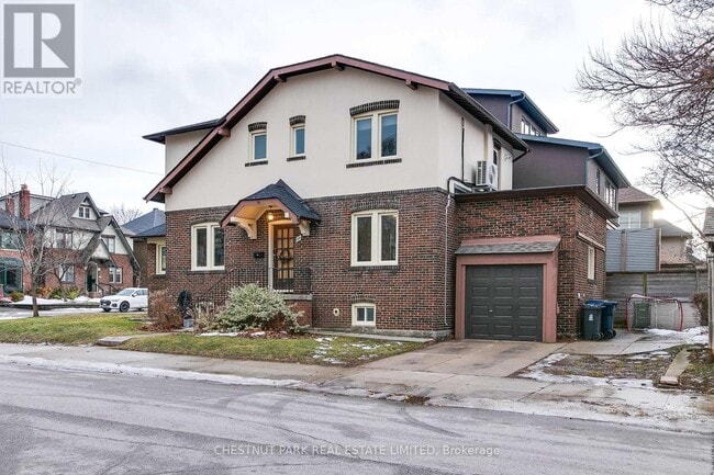 Photo du bâtiment - 114 Colin Ave