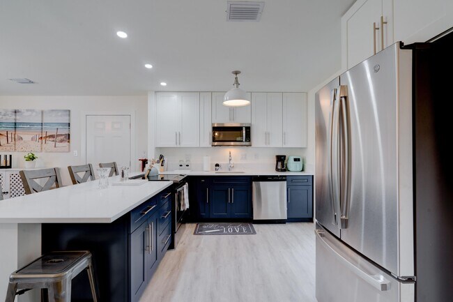 Foto del edificio - 1036 Coral Dr