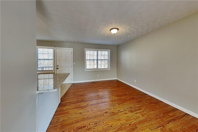 Building Photo - 1067 Athena Ct