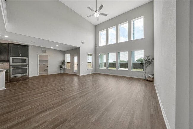 Building Photo - 604 Spindrift Ln